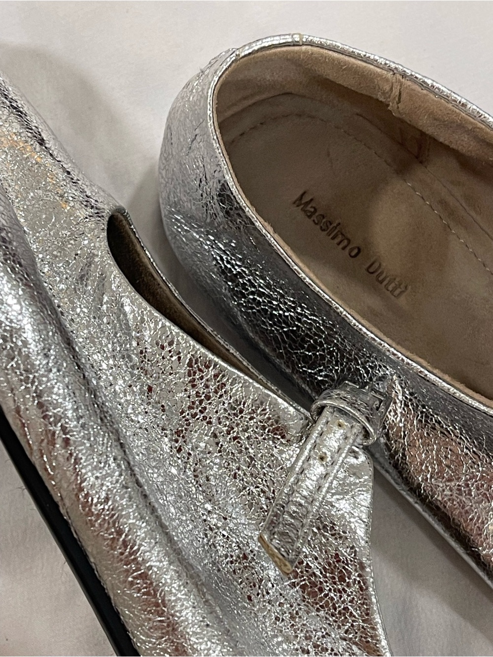Massimo Dutti Silver Metallic Flats - Picture 6 of 16
